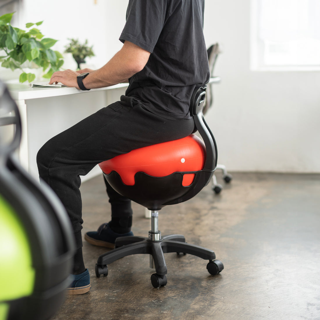 Active Seating How to Master Active Sitting Exercises for Better Posture – Aeromats