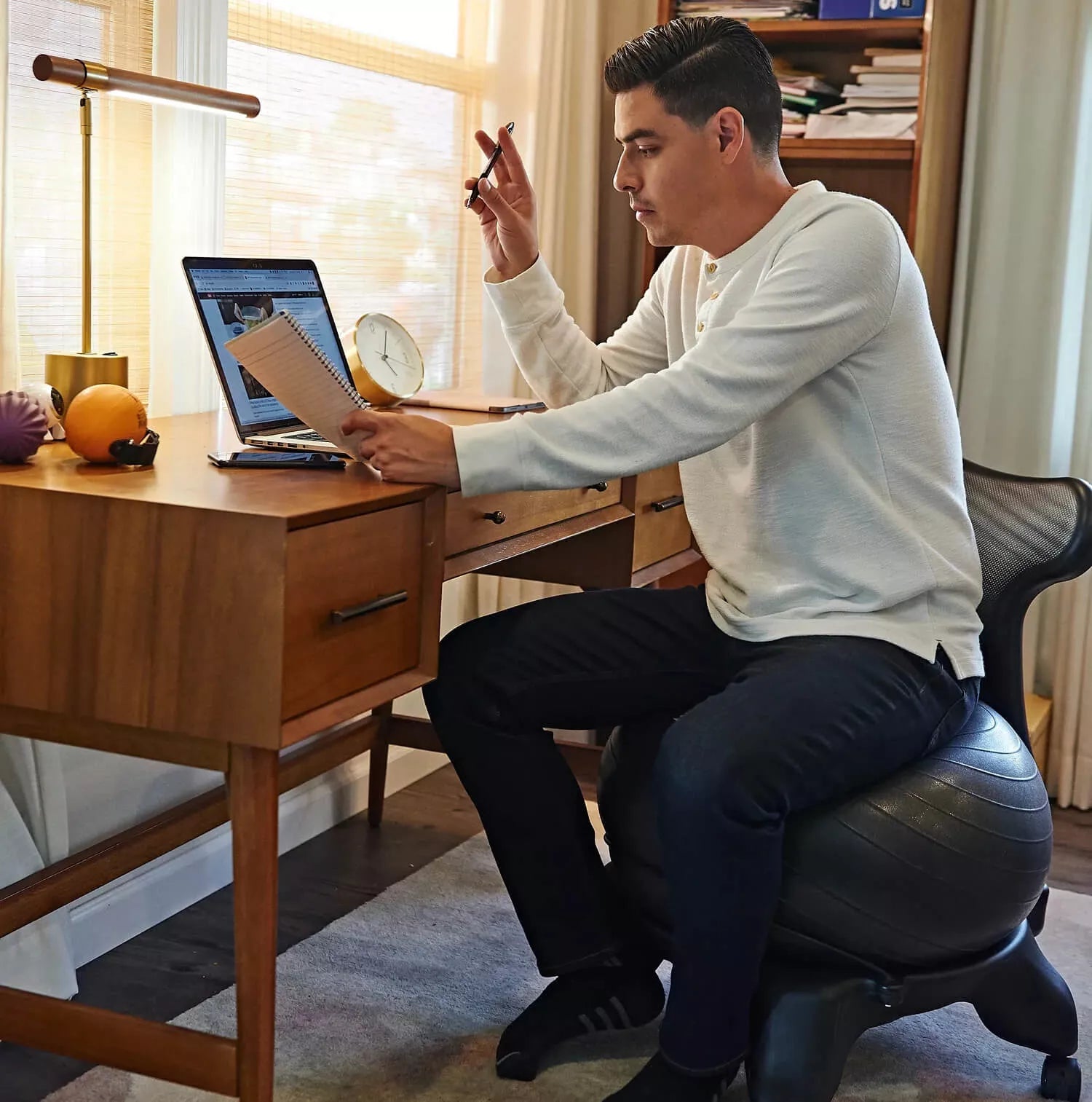 Yoga Ball Chairs For the Office: A Comprehensive Buyer’s Guide